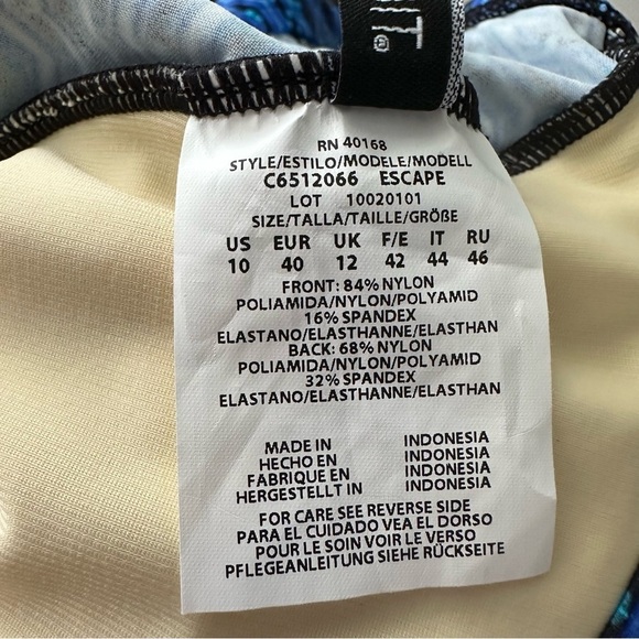 MIRACLESUIT Casablanca Criss-Cross Escape One-
Piece Swimsuit Colorful SZ 10 NWT - Picture 6 of 8